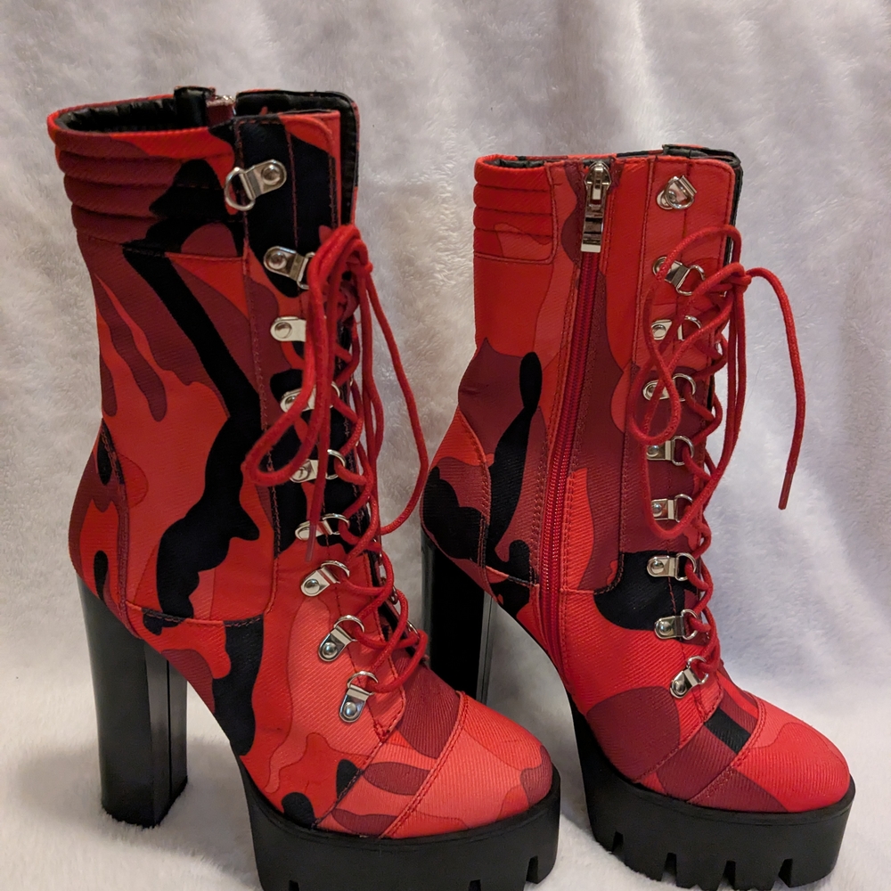 Stylish Red and Black Lace-Up Women's Boots